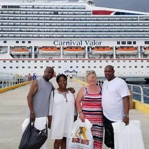 Meet your Posher, Sonya